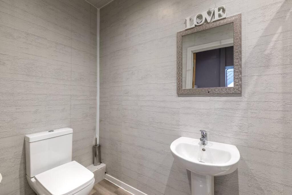 Darlington Luxury Penthouse Apartment Ngoại thất bức ảnh